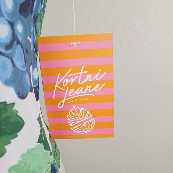 NEW Kortni Jeane Sweetheart Swim Tankini Top S‎ Whie Purple Green Grapes … - Picture 4 of 6